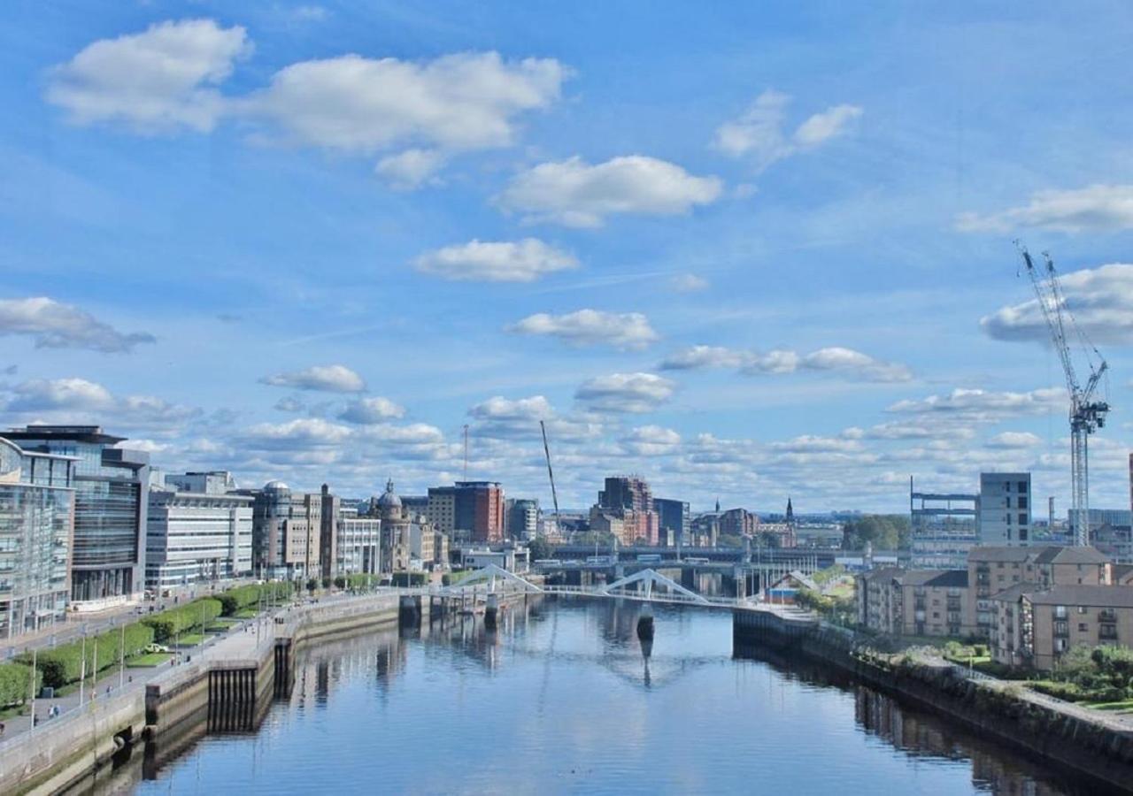 Home To Home Stay Apartment Glasgow Exteriör bild