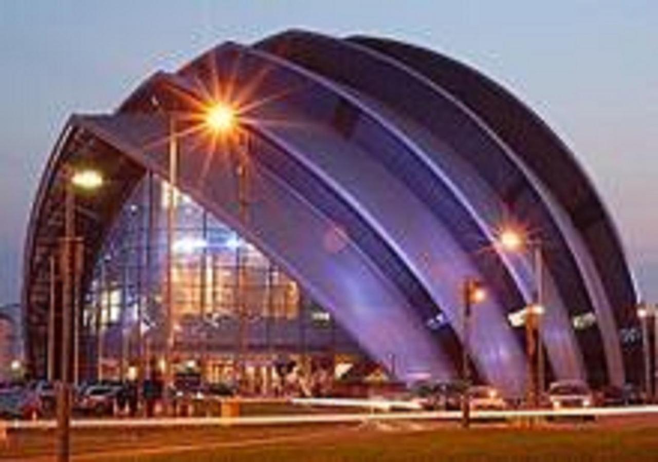 Home To Home Stay Apartment Glasgow Exteriör bild